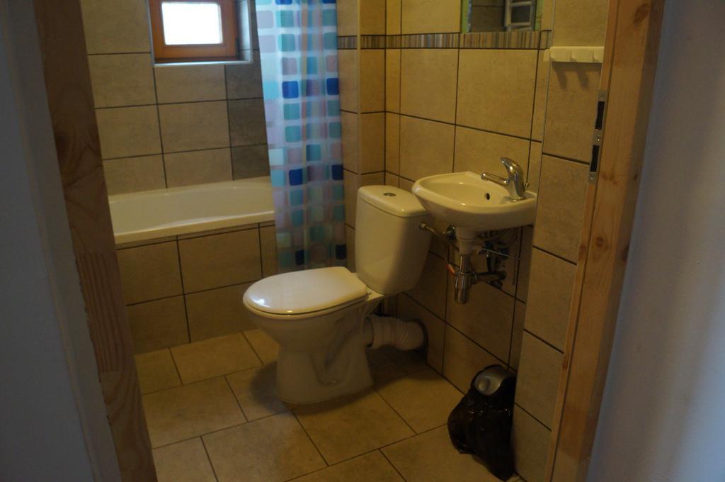 Schronisko Pttk Hala Szrenicka Hostel Szklarska Poreba Ruang foto