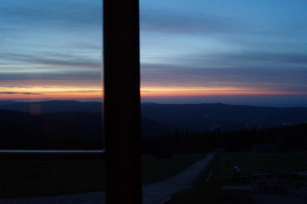 Schronisko Pttk Hala Szrenicka Hostel Szklarska Poreba Ruang foto