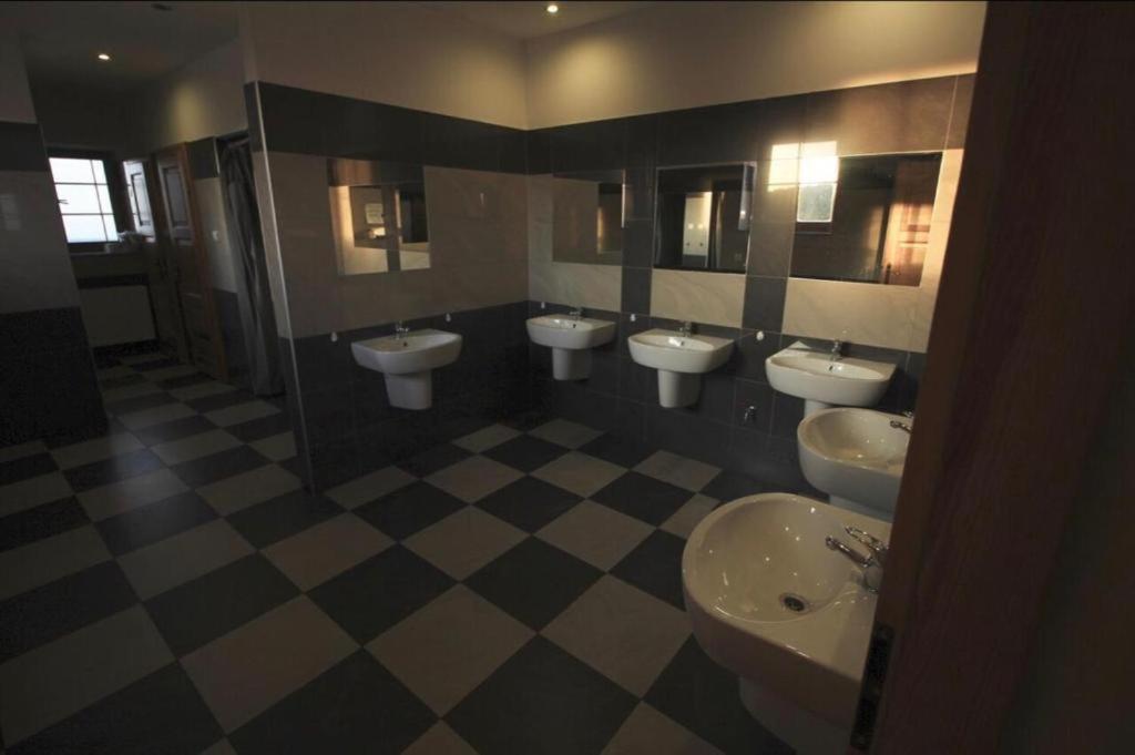 Schronisko Pttk Hala Szrenicka Hostel Szklarska Poreba Bagian luar foto